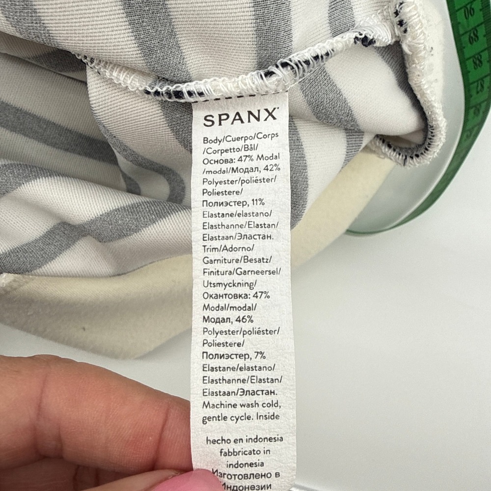 Spanx AirEssentials Crew Neck Sweatshirt Black Stripe Cream Size XL 50347R - Picture 7 of 11